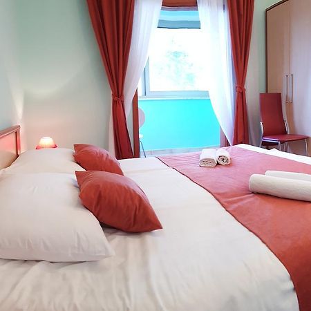 Guesthouse Pomena Zewnętrze zdjęcie